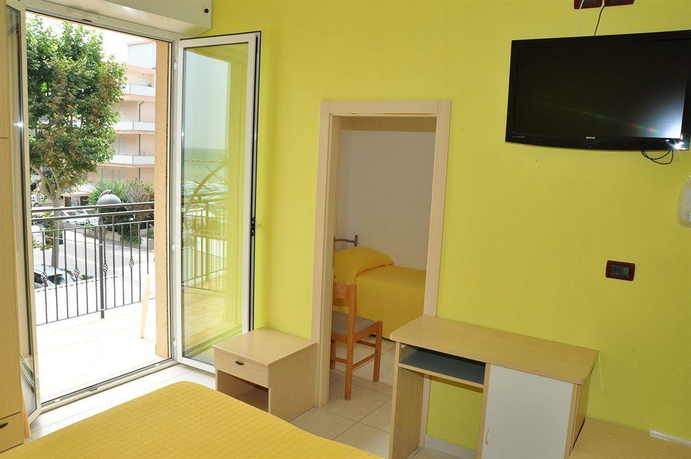 Hotel Teti Bellaria-Igea Marina Exterior foto
